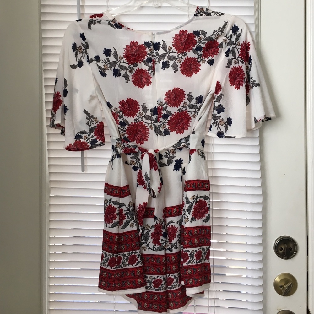 Romper - Picture 3 of 4